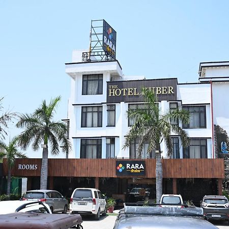 Hotel Kuber Rāi Exteriér fotografie